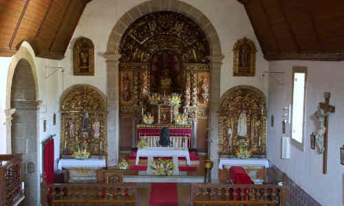Igreja Matriz do Couto do Mosteiro